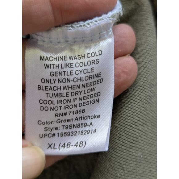 Tom and Jerry Men's Split Graphic Fleece Crewneck Sweatshirt Sz XL - Picture 3 of 6